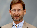 Johannes Hahn