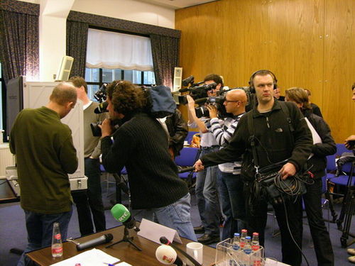 Persconferentie van 'Wij vertrouwen stemcomputers niet'. Fotograaf: Sir Francis