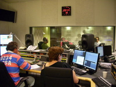 'Wij vertrouwen stemcomputers niet' bij Tros Radio Online